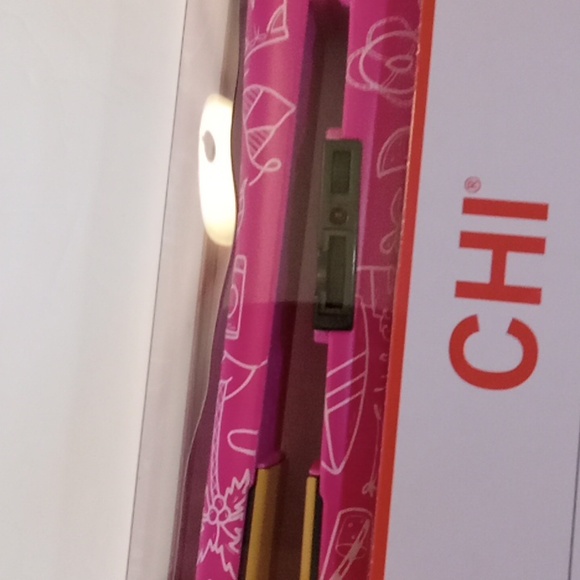 CHi 1" Flat Iron Ceramic Hairstyling Pink With Beach Designs New - Picture 9 of 9